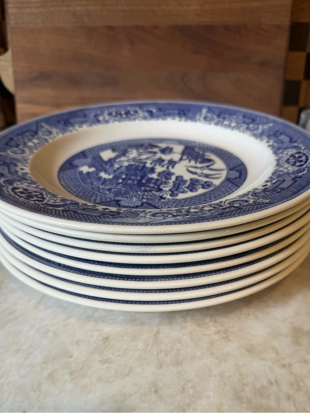 Set of 8 Vintage Blue Willow Royal China 10” dinner plates